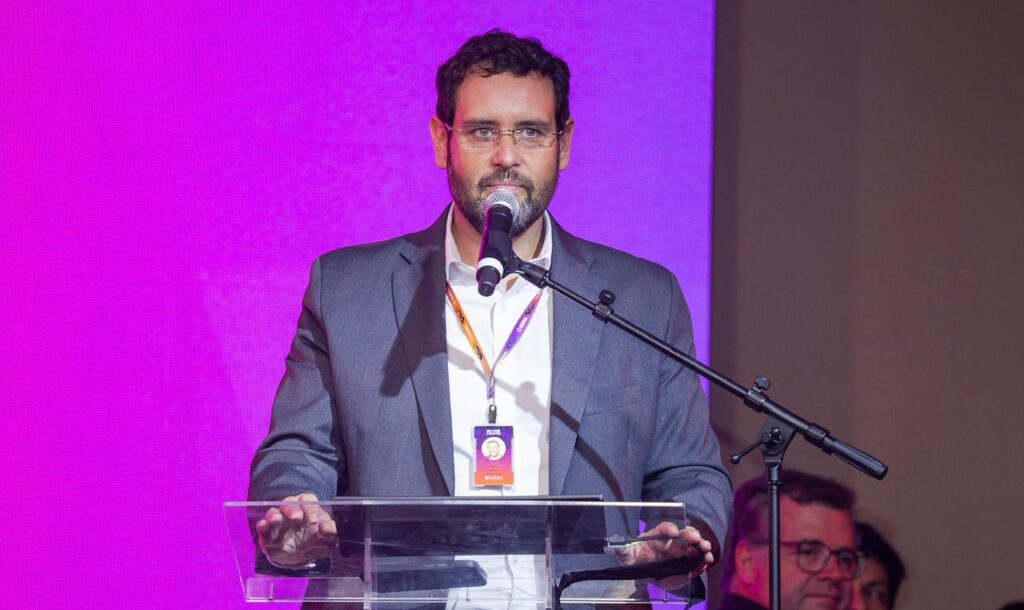 Ruy Irigaray destaca ambiente acadêmico e produção de conhecimento na ULBRA